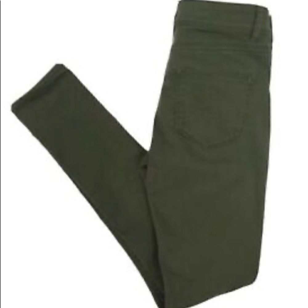 🌹Divided women’s skinny Stretch green jeans